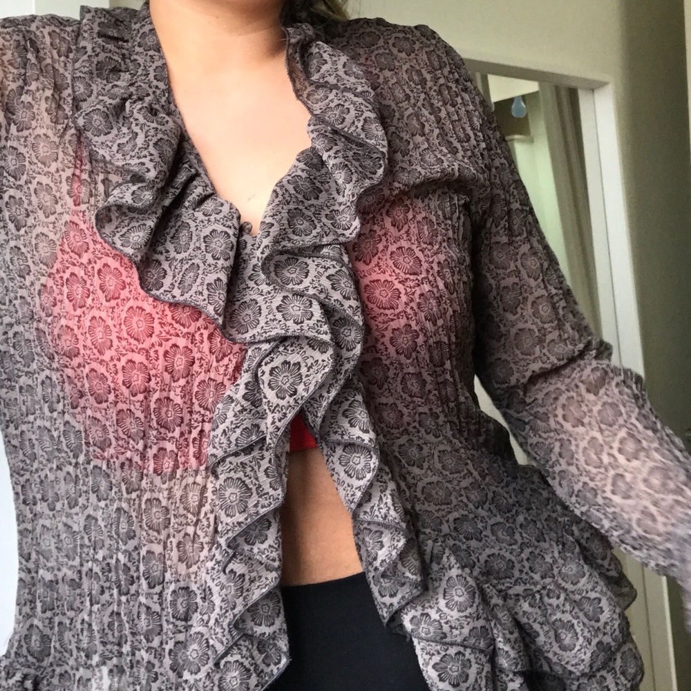 ruffle blouse - Picture 4 of 4